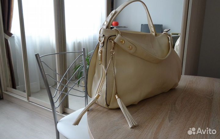 Сумка кожаная женская с ручками