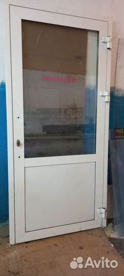 Алюминиевые двери бу