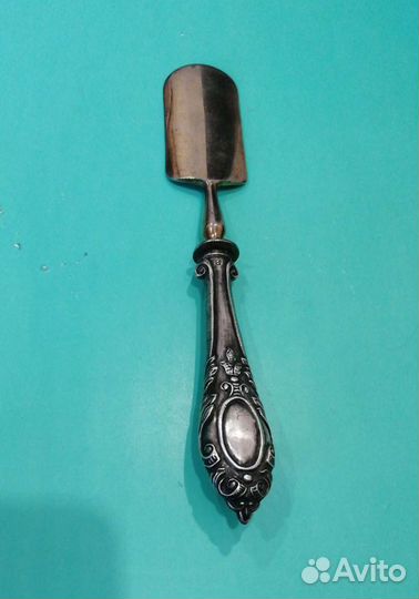 Старинная серебряная лопатка