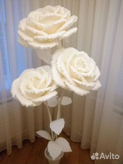 Цветы-гиганты, украшение интерьера,ночники