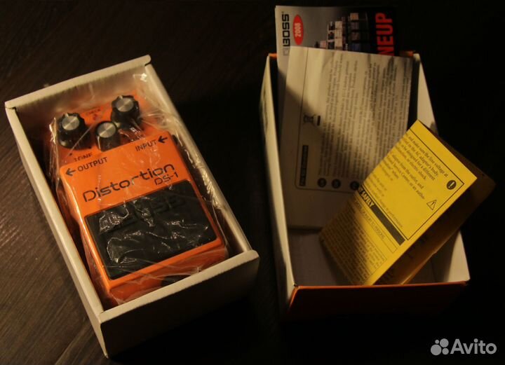 Гитарная педаль Boss Distortion DS-1