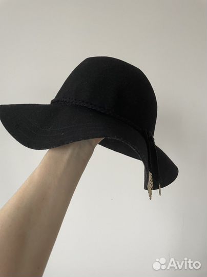 Шляпа фетровая