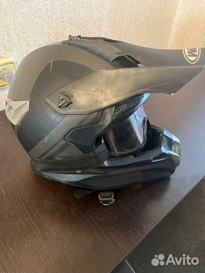 Кроссовый шлем