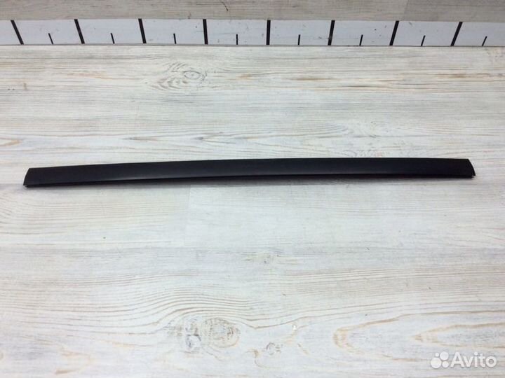 Молдинг крыши Toyota Land Cruiser 200 1vdftv 2015