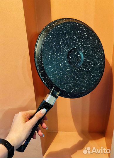 Сковорода блинная 24 см Черный мрамор