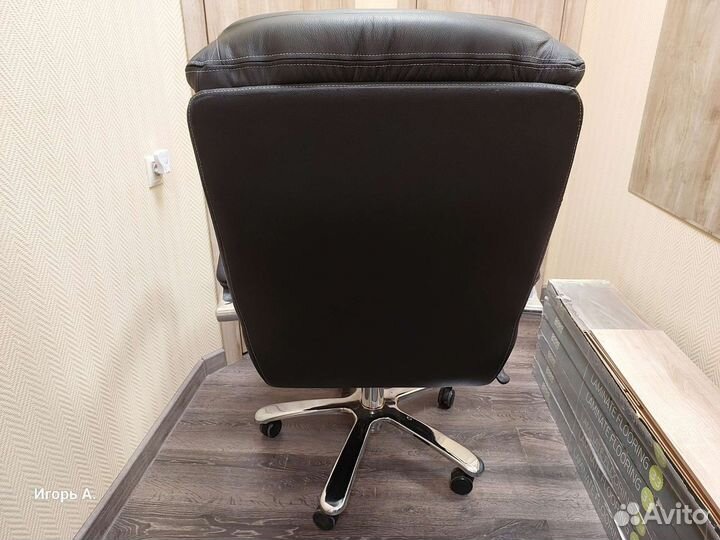 Кресло кожа chairman 402 черный