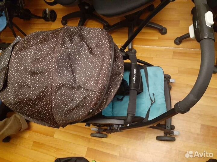 Прогулочная коляска