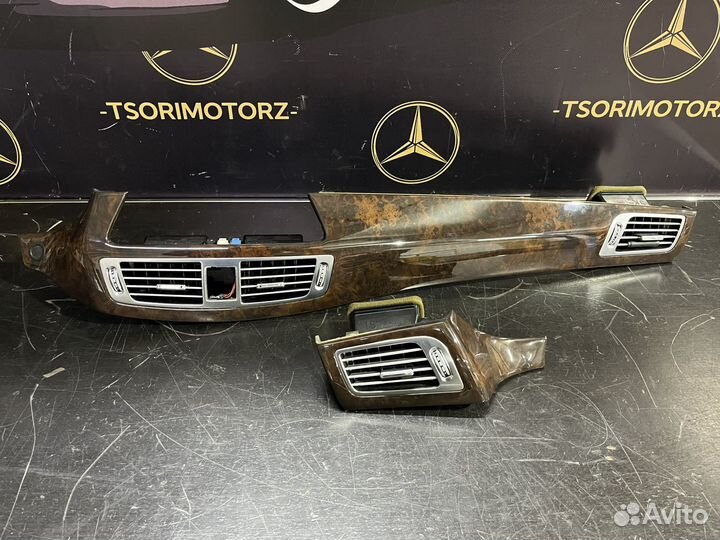 Дефлектор воздушный мерседес w218 cls500