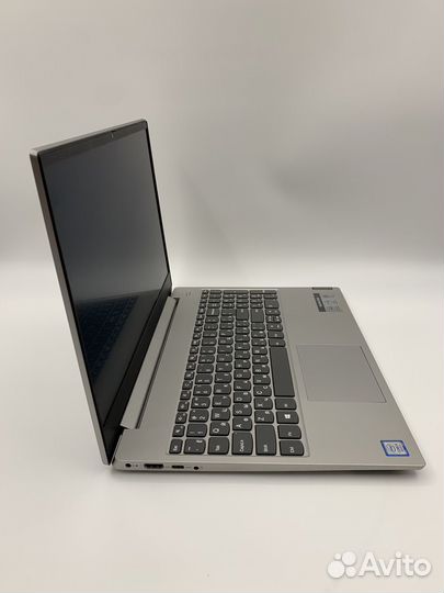 Свежий, мощный ноутбук (3.4 ггц/ SSD/ 8 гб)