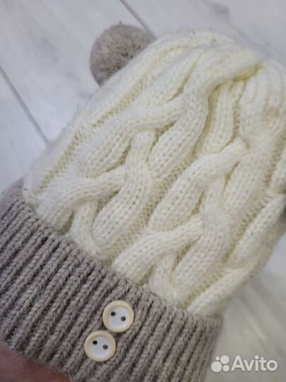 Шапочки тёплые для двойни