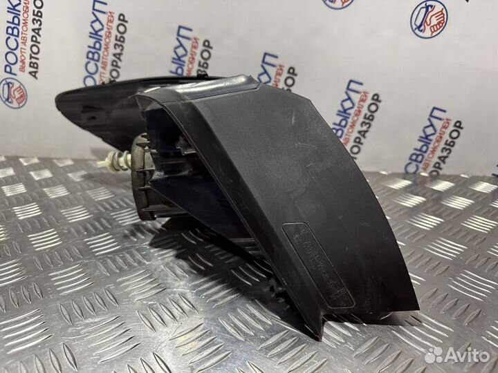 Фонарь Volkswagen Passat CC