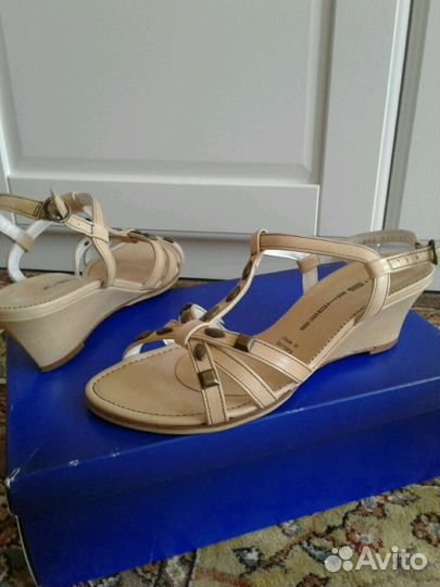 Босоножки натур.кожа р. 37