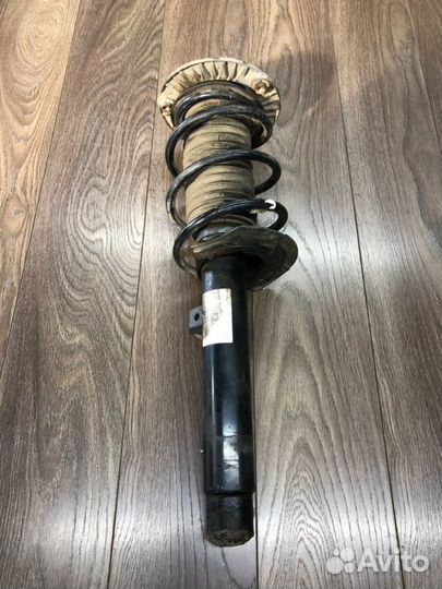 Аммортизатор передний левый Bmw 3 Series F30/F31