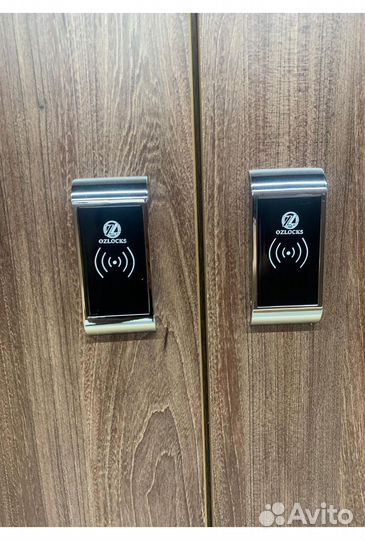 Электронные замки Ozlocks в раздевалку для фитнес