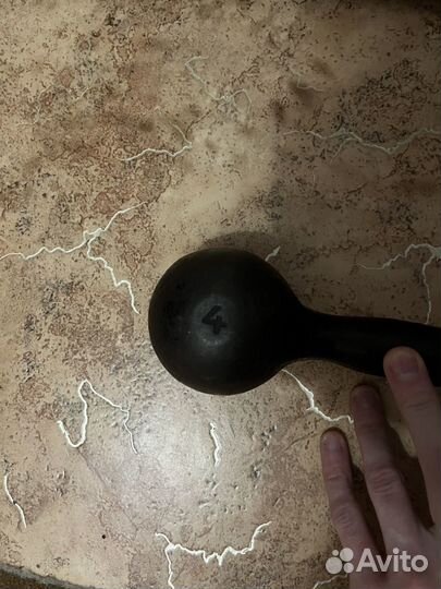 Гантеля 4 кг