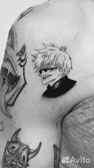 Мастер татуировки