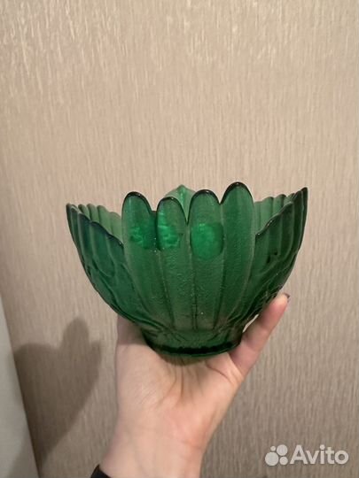 Ваза Гхз СССР зеленое стекло или хрусталь