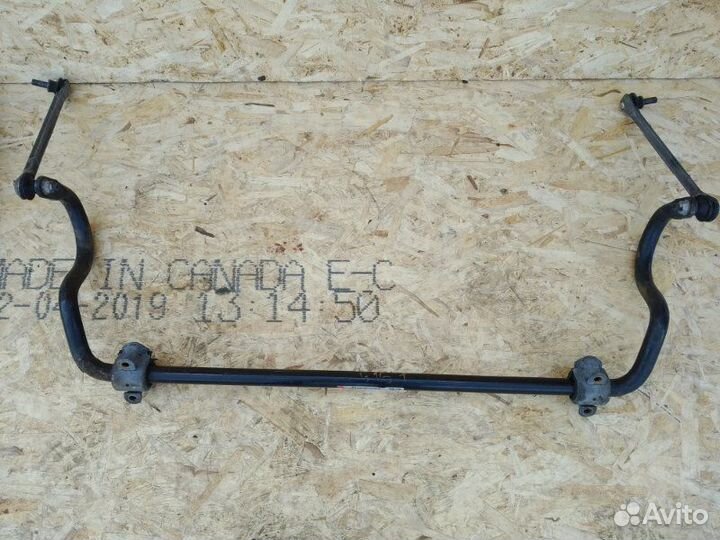 Стабилизатор передний Mercedes-Benz C300 4Matic