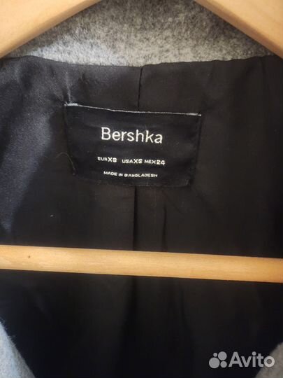 Пальто женское демисезонное Bershka