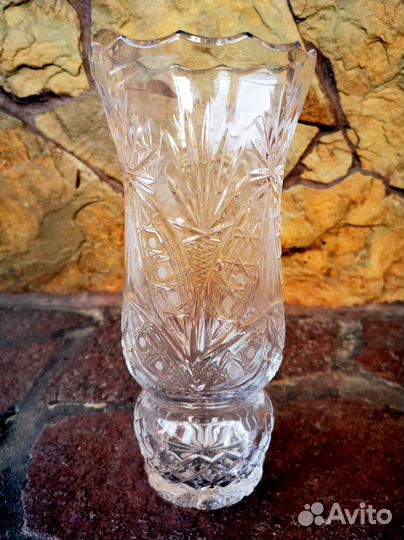Ваза хрустальная