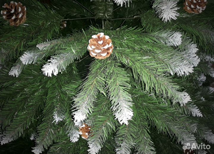 Ель искусственная заснеженная с шишками 210 см