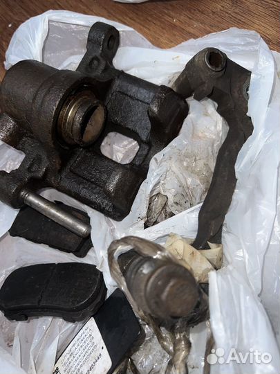 Суппорт тормозной задний правый