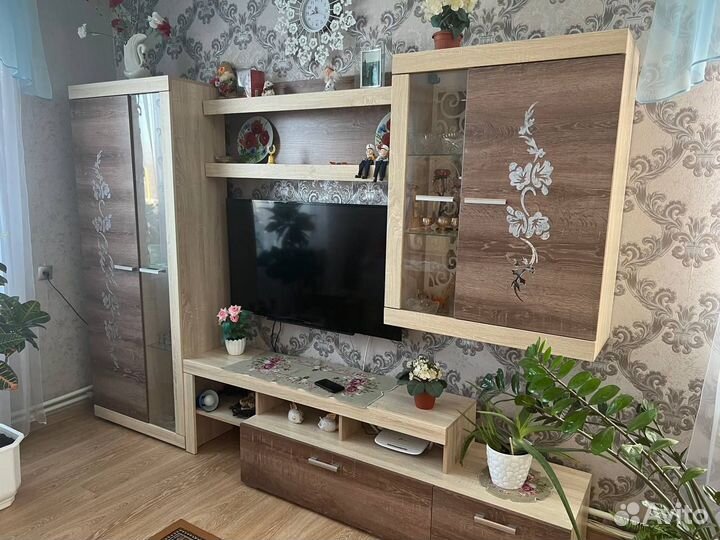 Стенка в гостиную