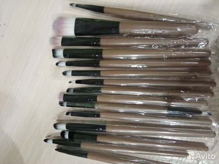 Кисти для макияжа