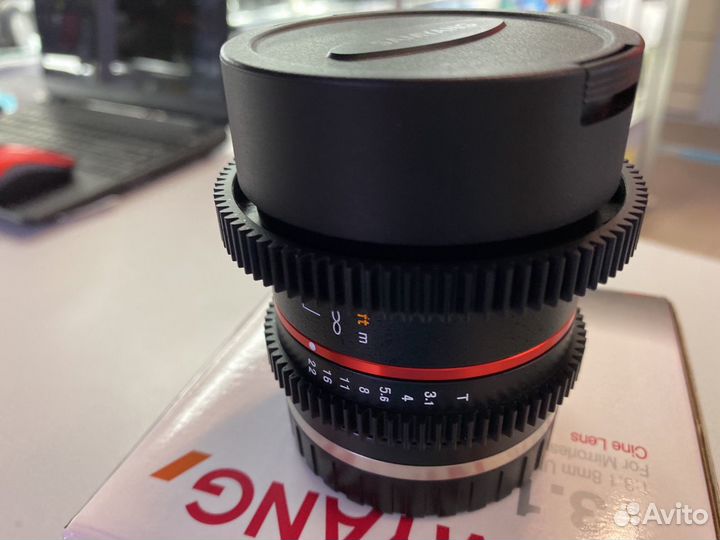 Samyang 8mm T3.1-dslr UMC Fish-eye II Canon M