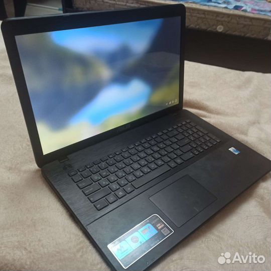 Ноутбук asus