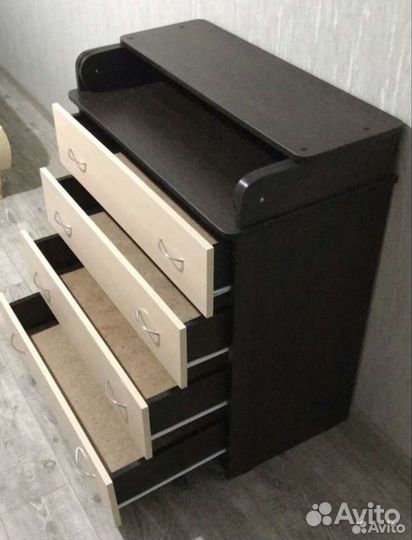 Пеленальный комод и матрас