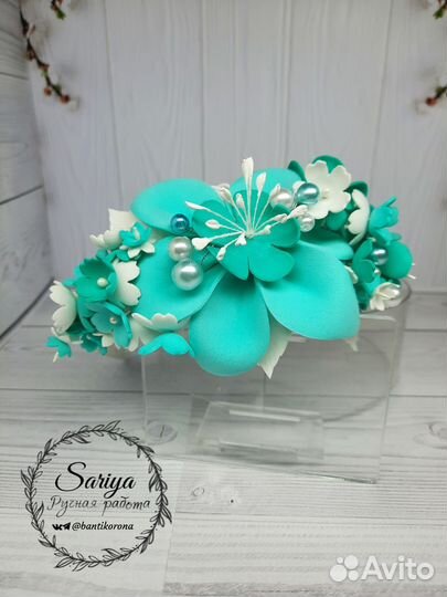 Ободок с цветами на выпускной