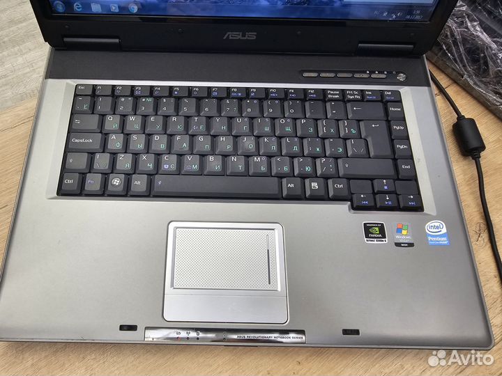 Asus Ноутбук/как новый/500GB/nvidia 9300M