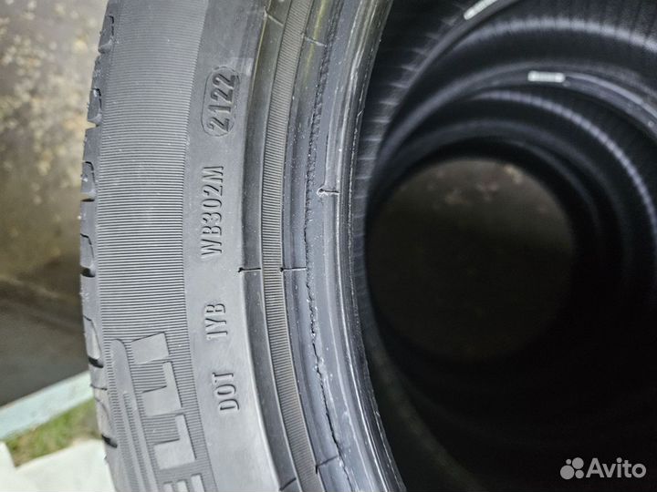 Pirelli Cinturato P7 235/45 R18