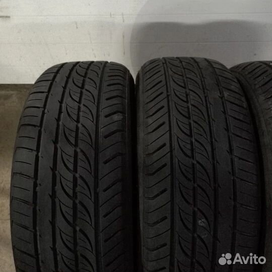 Toledo TL1000 215/60 R16 99V