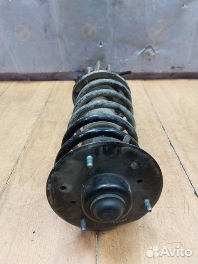 Стойка подвески передняя левая Opel Antara