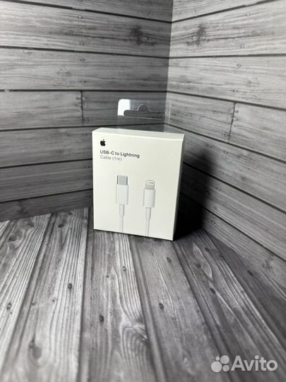 Кабель Apple USB Type-C - Lightning