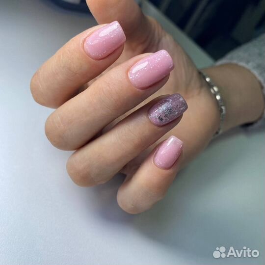 Маникюр с покрытием гель лак модель