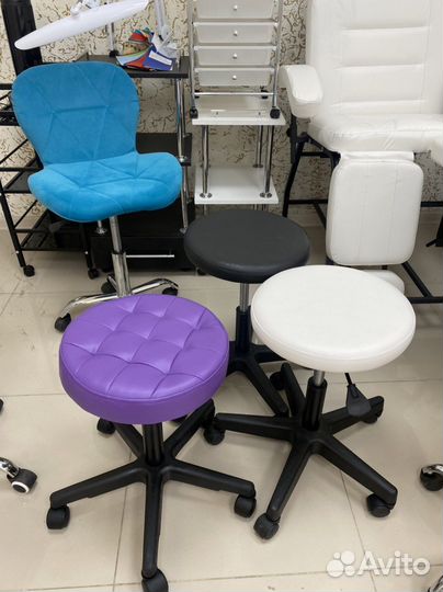 Стул для косметолога