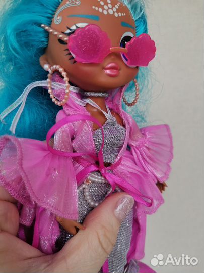 Кукла LOL Surprise Queens Splash Beauty