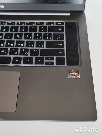 Honor magicbook pro 16