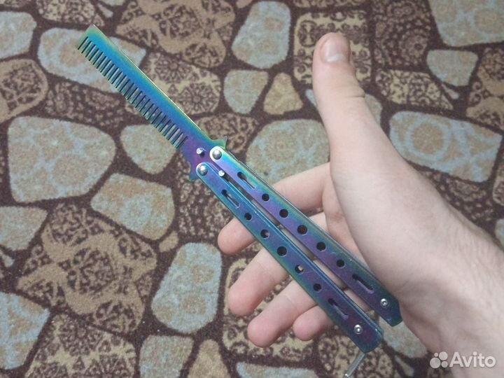 Нож бабочка расческа