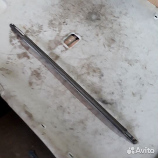 Бархотка пер. пр. стекла двери Мицубиси Лансер 9