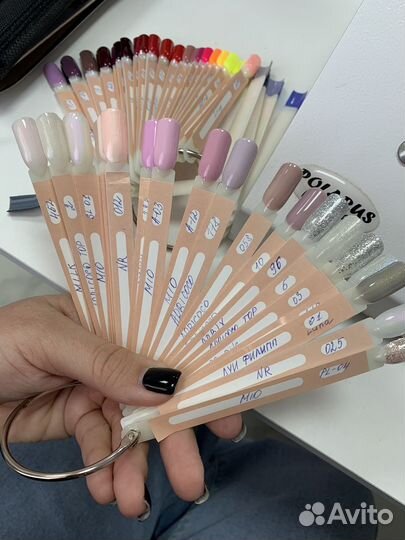 Продам все для маникюра
