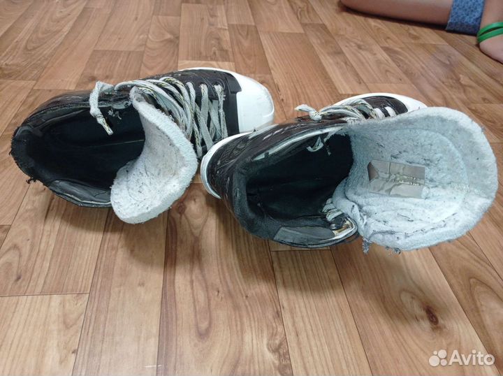 Коньки вратарские CCM 4092