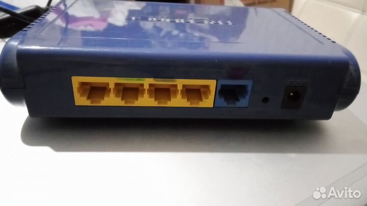 Маршрутизатор trendnet TW100-S4W1CA