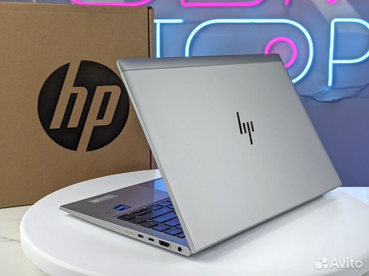 HP EliteBook 840 G8 i5-1135G7 Iris Xe Graphics