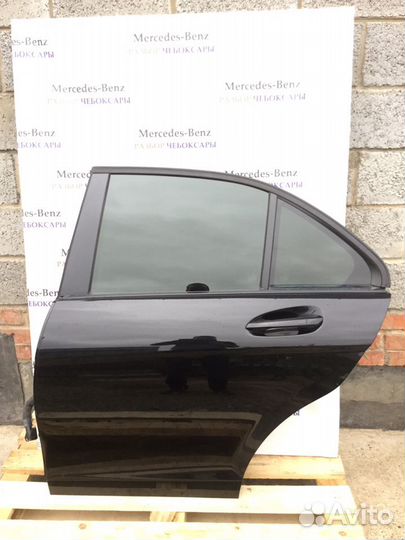 Задняя левая дверь Mercedes w204 w212