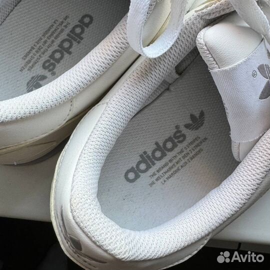 Кроссовки adidas