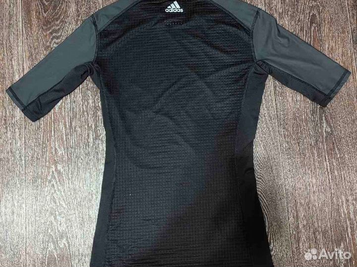 Компрессионная футболка adidas